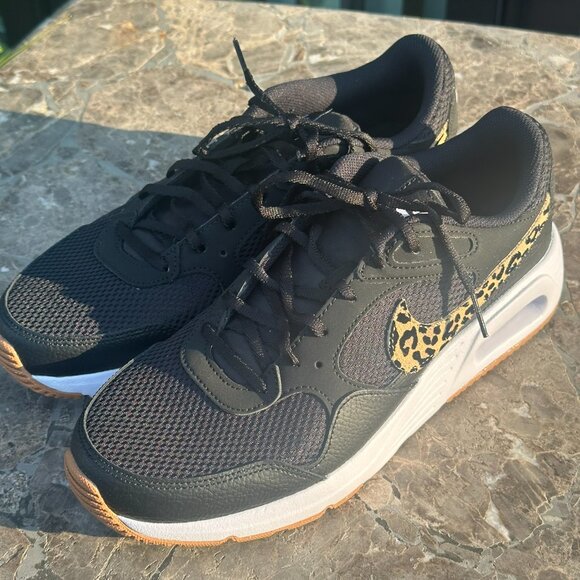 Women's Air Max SC Sneaker size 9.5 - Picture 2 of 8